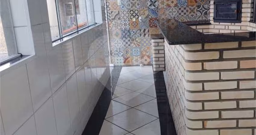 Casa com 3 quartos à venda em Jardim Archila - SP