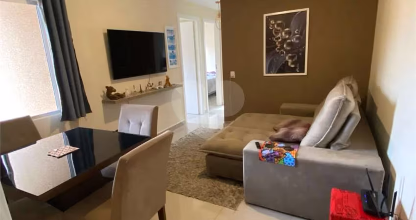 Apartamento com 2 quartos para locação em Jardim Tatiana - SP