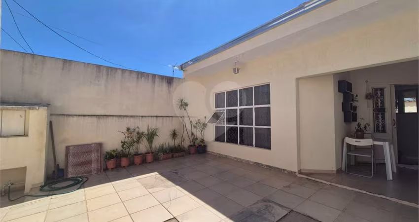 Casa térrea com 4 quartos à venda em Conjunto Habitacional Júlio De Mesquita Filho - SP