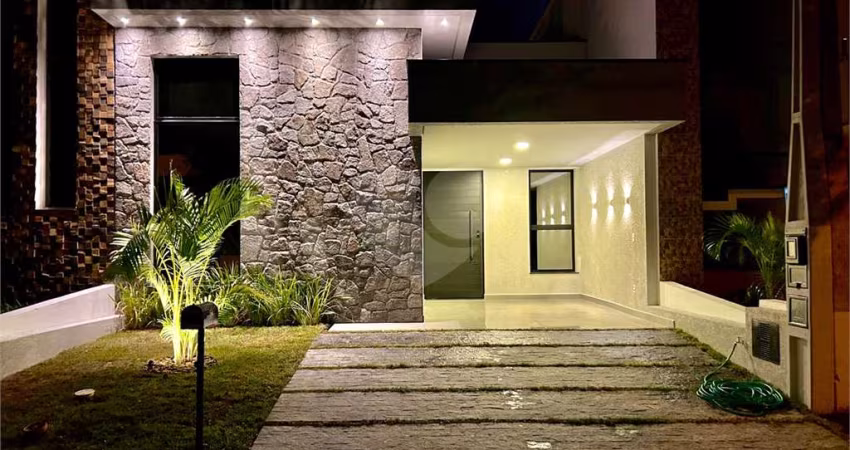 Condomínio com 3 quartos à venda em Cajuru Do Sul - SP