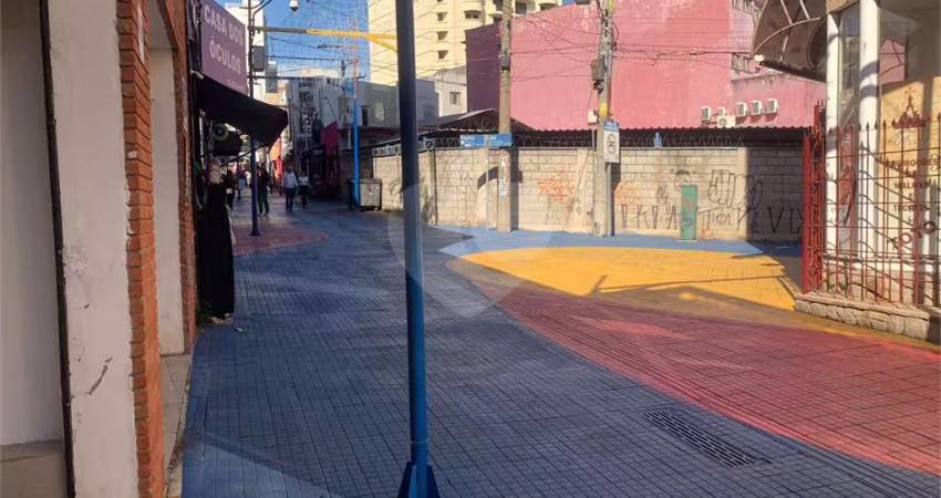 Salão Comercial para locação em Centro - SP