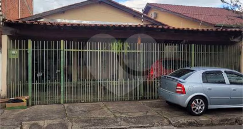 Casa com 3 quartos à venda em Jardim Saira - SP