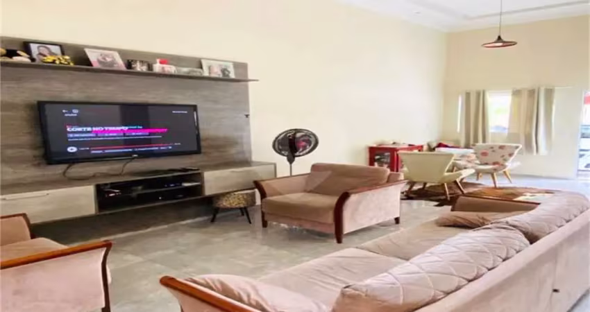 Casa  à venda com 4 quartos, sendo 1 suíte,  no condomínio horto florestal ii, sorocaba - sp