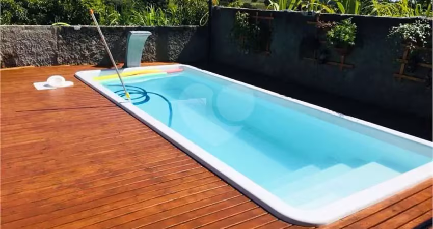 Chácara à venda com 3 quartos, sendo 1 suíte,  em araçoiaba da serra, araçoiaba da serra - sp