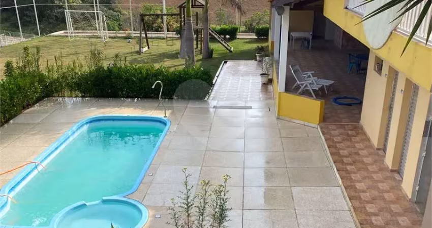 Chácara à venda com 4 quartos, sendo 2 suítes,  em monte bianco, araçoiaba da serra - sp