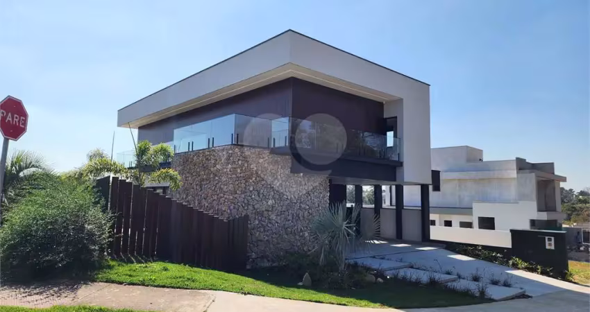 Casa  à venda com 3 quartos, sendo 3 suítes,  no condomínio alphaville castello, itu - sp