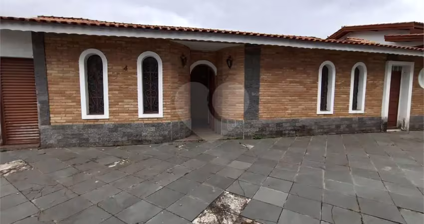 Casa  à venda com 4 quartos, sendo 3 suítes,  no condomínio rancho dirce, sorocaba - sp