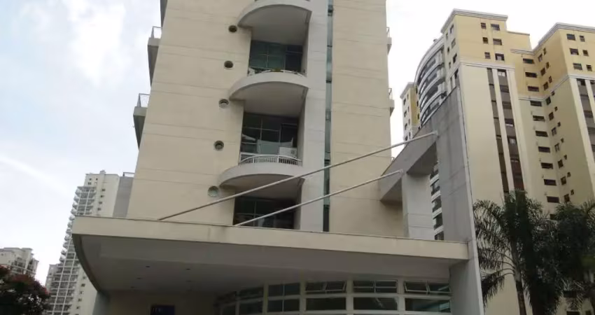 Belo Apartamento em Excelente Localização