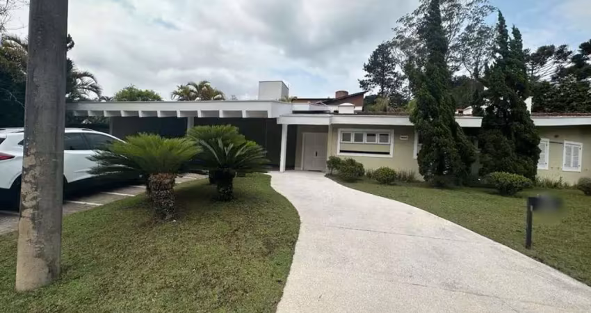 CASA A VENDA  EM ALDEIA DA SERRA