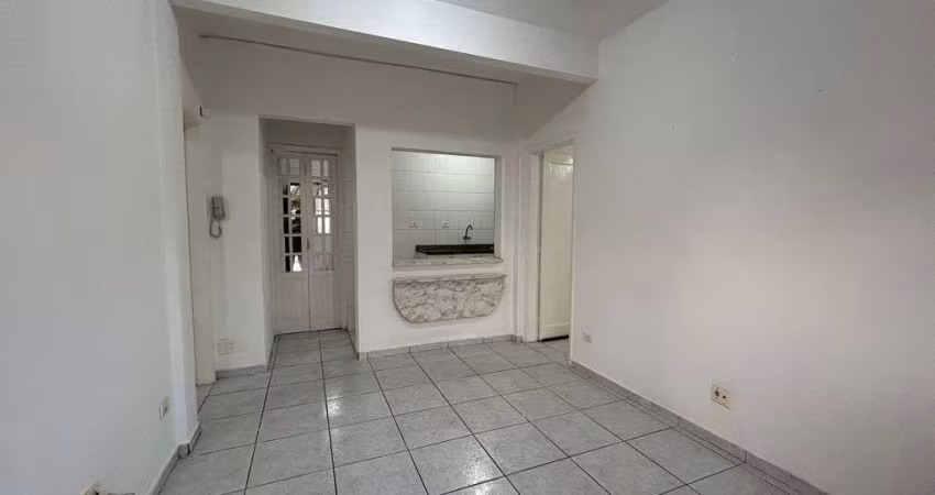 Apartamento de 2 dorms, com suíte, frente para o mar no Boqueirão