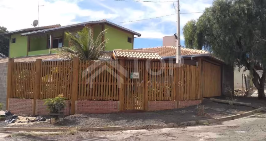 Casa com 3 quartos à venda no Jardim Hikare, São Carlos 
