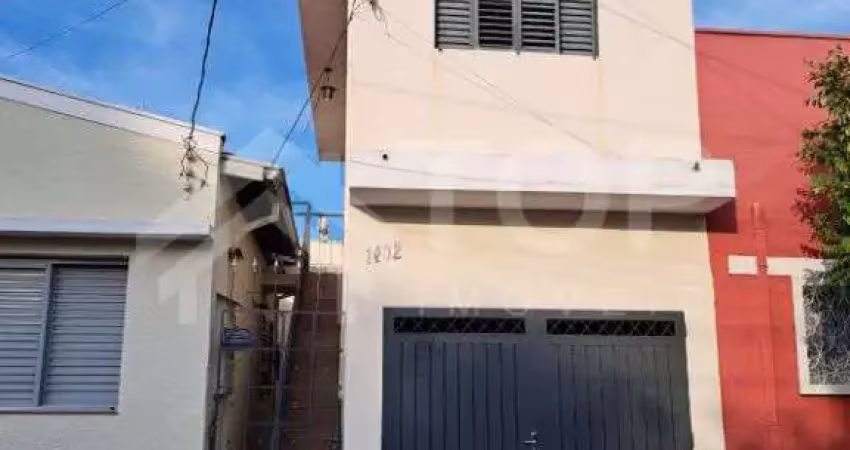 Excelente kit, toda mobiliada, em excelente localizacao