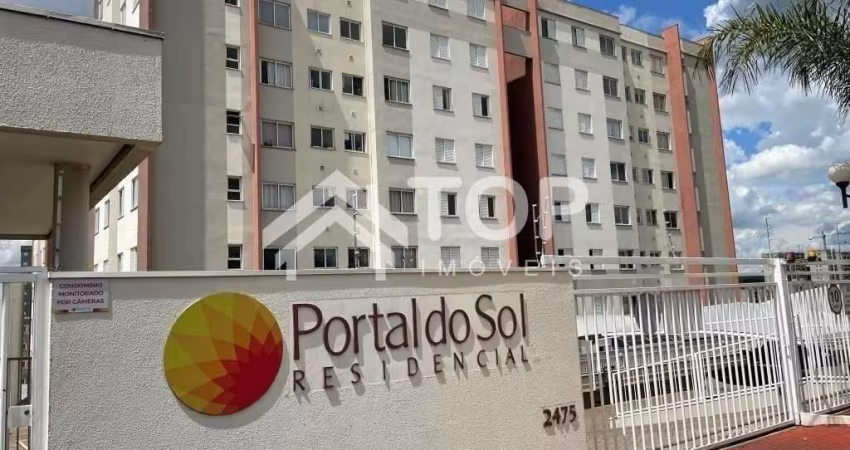 Lindo Apartamento para Venda ou locação em Condomínio Fechado, com Portaria 24 Horas, todo planejado com armários embutidos.