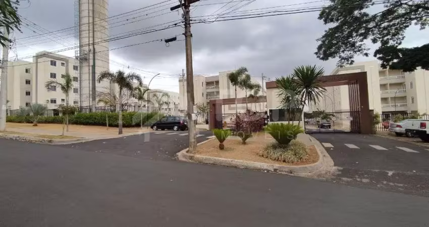 Lindo apartamento para locacao em condominio fechado, com moveis planejados em todos os comodos, sala com sacada.