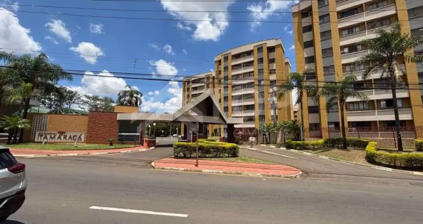 Excelente apartamento no res. itamaraca, com armarios na cozinha e dormitorios