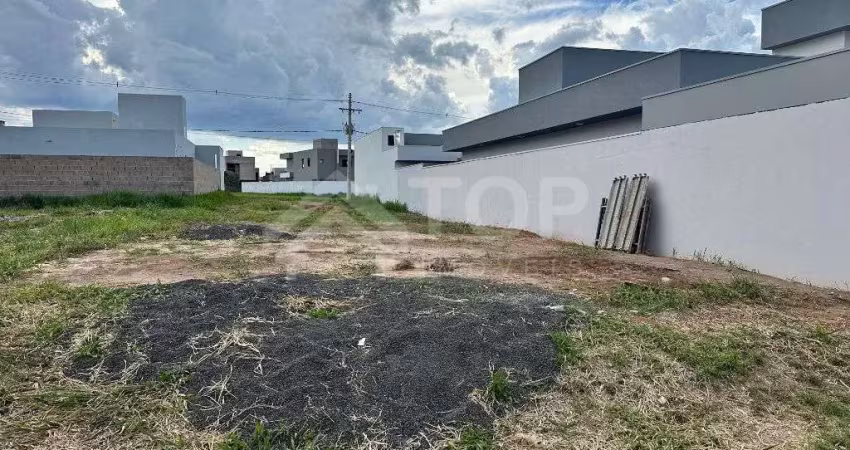 Excelente lote no condominio villeneuve i, plano, possui lazer completo no local