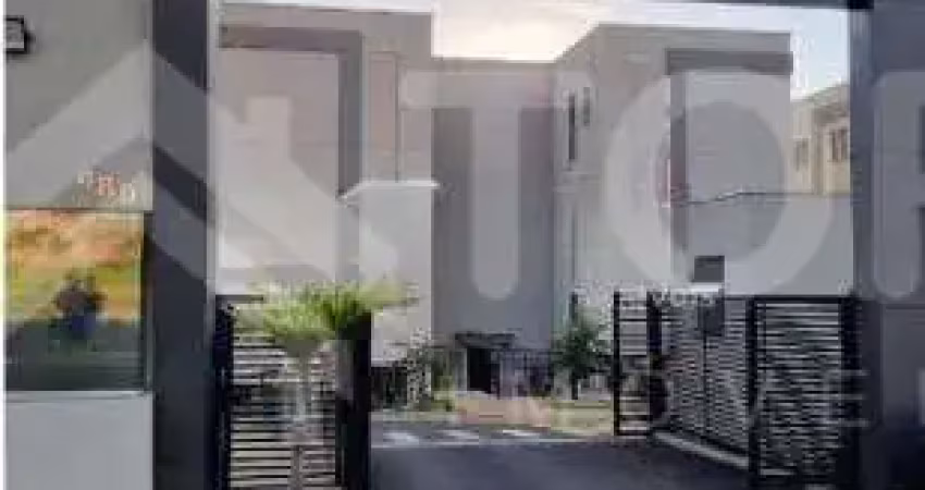 Excelente apartamento de 2 dormitórios no bairro Monsenhor Romeu Tortorelli