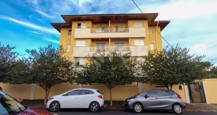 Excelente Apartamento Mobiliado em regiao nobre de Sao Carlos, com 2 dormitorios, sendo 1 suite, 1 banheiro, 1 sala, 1 cozinha, 1 vaga. Agende sua visita.