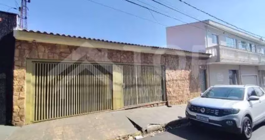 Excelente casa de 2 dormitorios com 1 suite no bairro Vila Prado