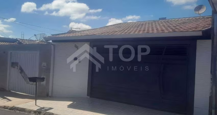 Casa para Venda com 3 dormitórios no Bairro Américo Alves Margarido