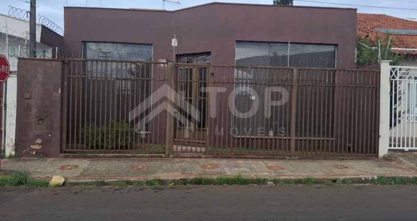 Excelente ponto comercial com mezanino em excelente localização 895555555