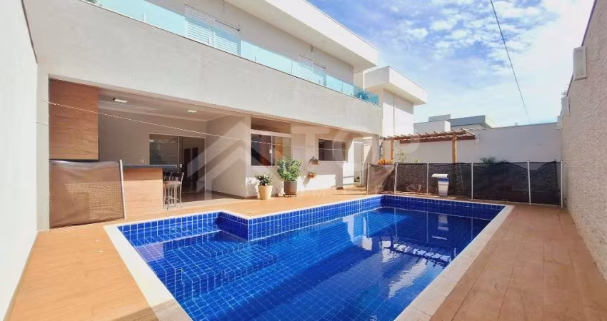 Lindo sobrado no Res.  Village III, com3 suítes, área gourmet e piscina