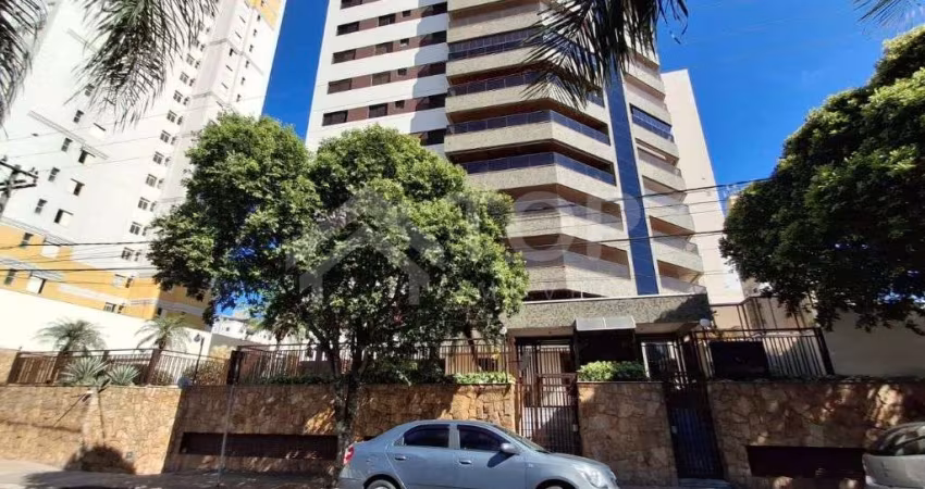 Lindo apartamento de luxo com 4 suítes no centro da cidade