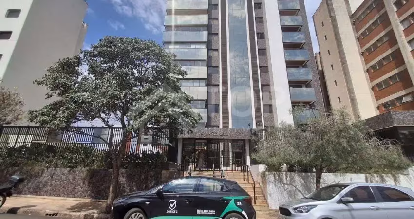 Linda cobertura com 6 dormitorios, sendo 5 suites no centro da cidade