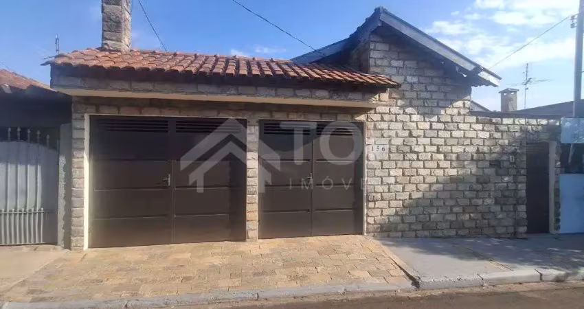Excelente casa com 4 suites, sendo 1 edicula com suite e varanda coberta com churrasqueira