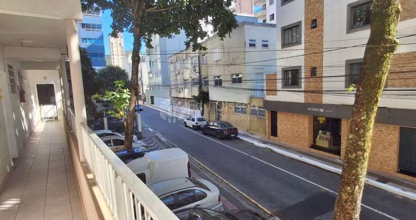 Apartamento à venda no bairro Centro em Balneário Camboriú/SC