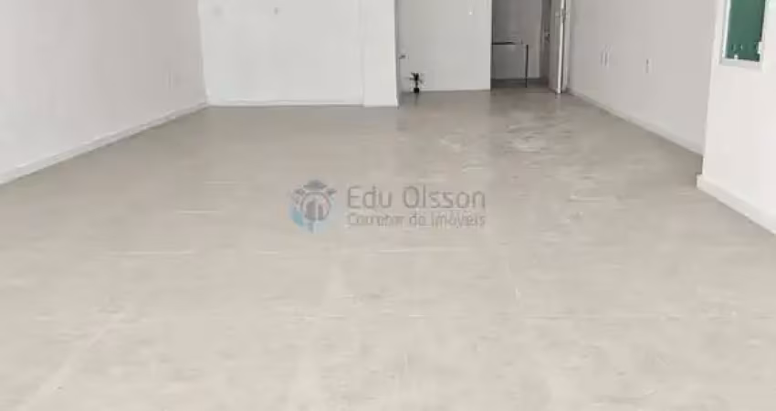 Sala comercial para alugar na Rua Suíça, Nações, Balneário Camboriú