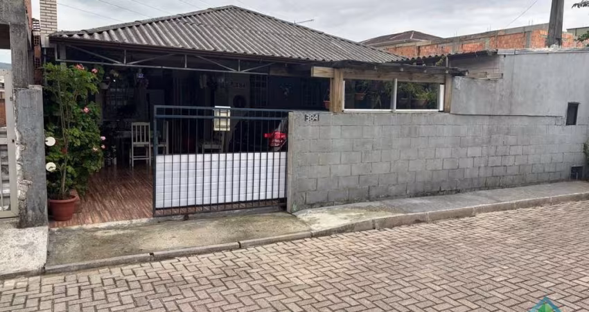 Casa com 3 quartos à venda na João Antônio da Silva, 384, Pachecos, Palhoça