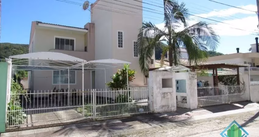 Apartamento com 2 quartos à venda na Calêndula, 86, São Sebastião, Palhoça
