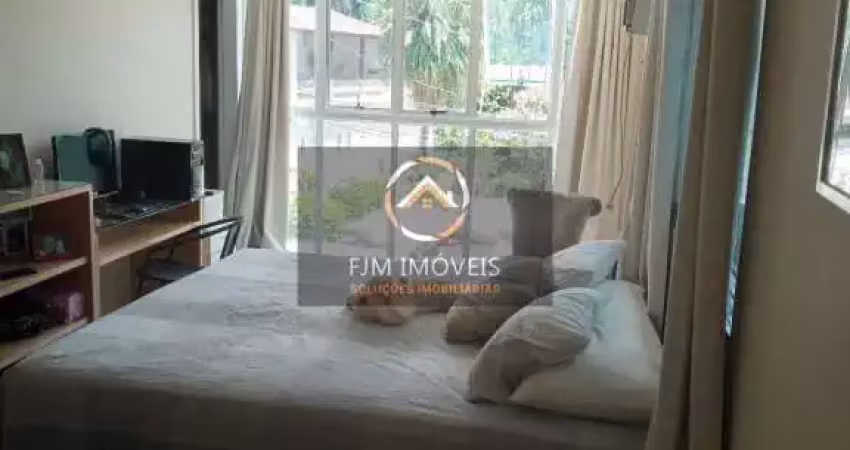 Casa de Condomínio em Vila Progresso  -  Niterói