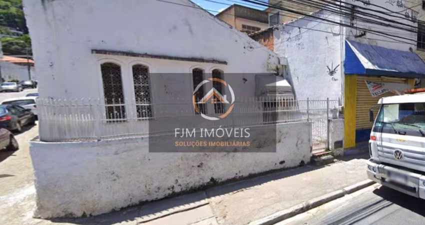 FJM imóveis vende -Casa em Santa Rosa  -  Niterói