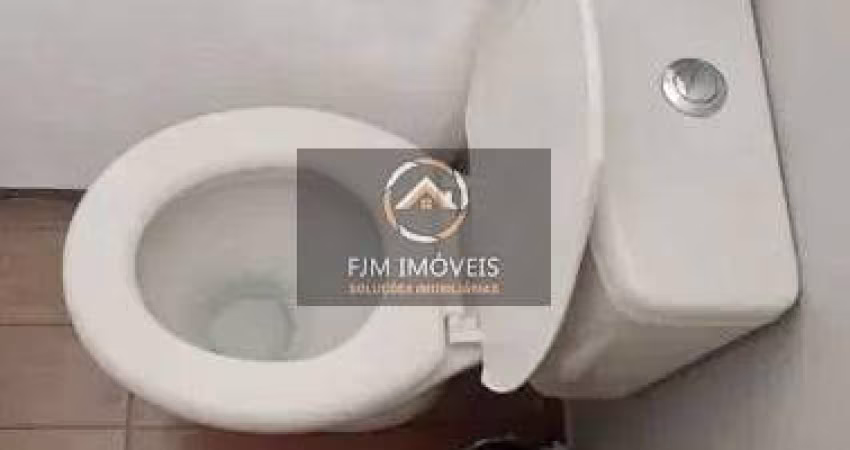 Loft em Centro - Niterói: 32m², 1 dormitório, suíte e banheiro por R$190k - venda e locação.