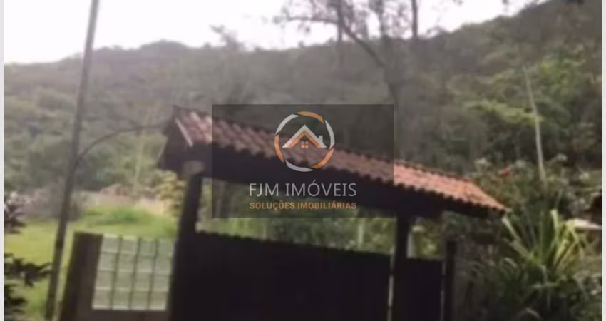 Lote / Terreno em Engenho do Mato - Niterói, RJ