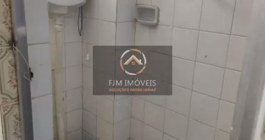 'Conheça este apartamento de 80m² em Icaraí - Niterói, com 2 dormitórios, 2 banheiros e por apenas R$ 380.000. Agende uma visita agora mesmo!'