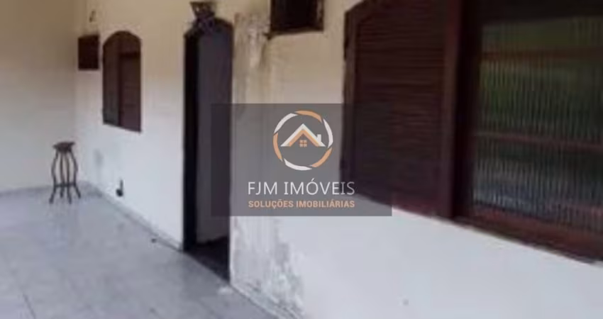 Casa em Fonseca, Niterói com 4 quartos e 3 banheiros - Venda R$ 400.000