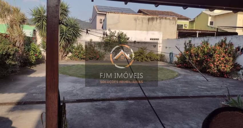 Casa em Maravista, Niterói: 3 Quartos, 1 Suíte, 220m² - R$ 750.000