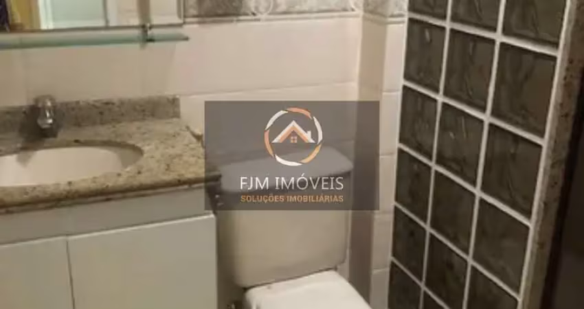 Apartamento em São Domingos - Niterói com 80M², 2 dormitórios, 2 banheiros por R$ 400.000 para venda. Confira agora!