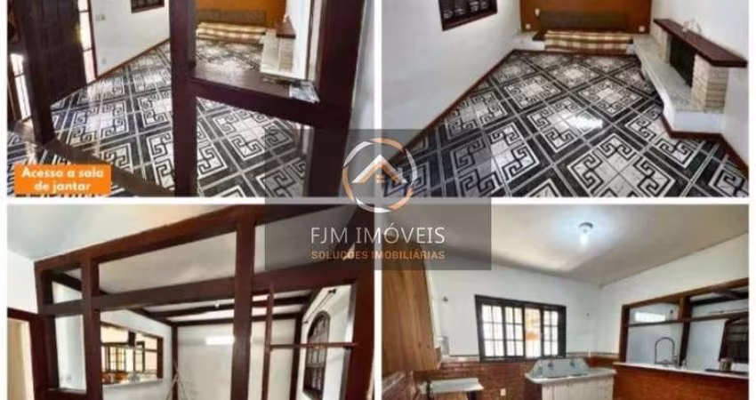 Casa à Venda em Engenho do Mato - 5 Dormitórios, 300m²