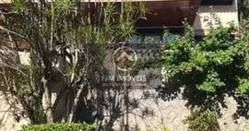 FJM Imóveis vende: Casa Condomínio Uba V no Sapê