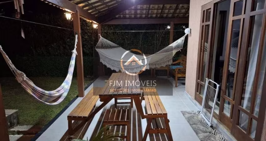 Casa em Serra Grande, Niterói: 3 Dorms, 230m² por R$1,2M