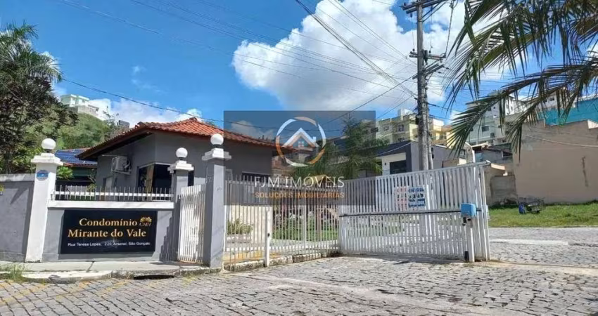 Casa em Condomínio em Arsenal - 4 Dormitórios por R$580 mil