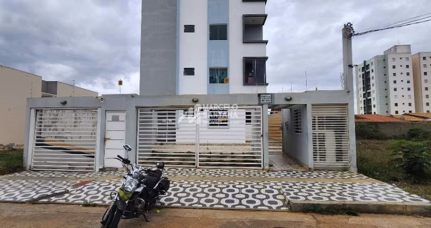 Apartamento à venda no Edifício Guilhermina Brito no Bairro Candeias em Vitória da Conquista, BA