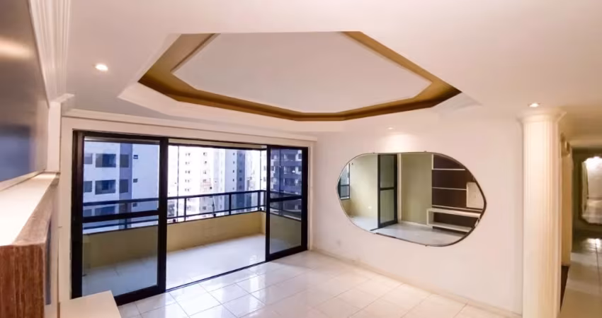 Apartamento para venda possui 136 metros com 3 quartos sendo 1 suíte com closet com 2 vgs - em Boa viagem - Recife - PE