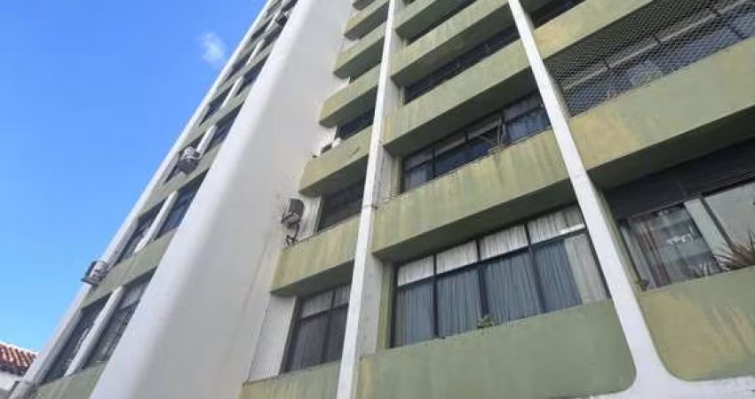 Apartamento para Venda em Salvador, JARDIM APIPEMA, 3 dormitórios, 1 suíte, 3 banheiros, 2 vagas