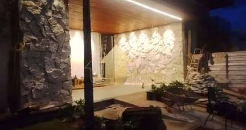 Casa à venda na Avenida Belvedere, 10875, Condomínio Belvedere, Cuiabá