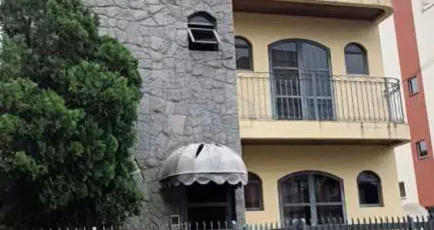 Apartamentos Padrão em Poços de Caldas